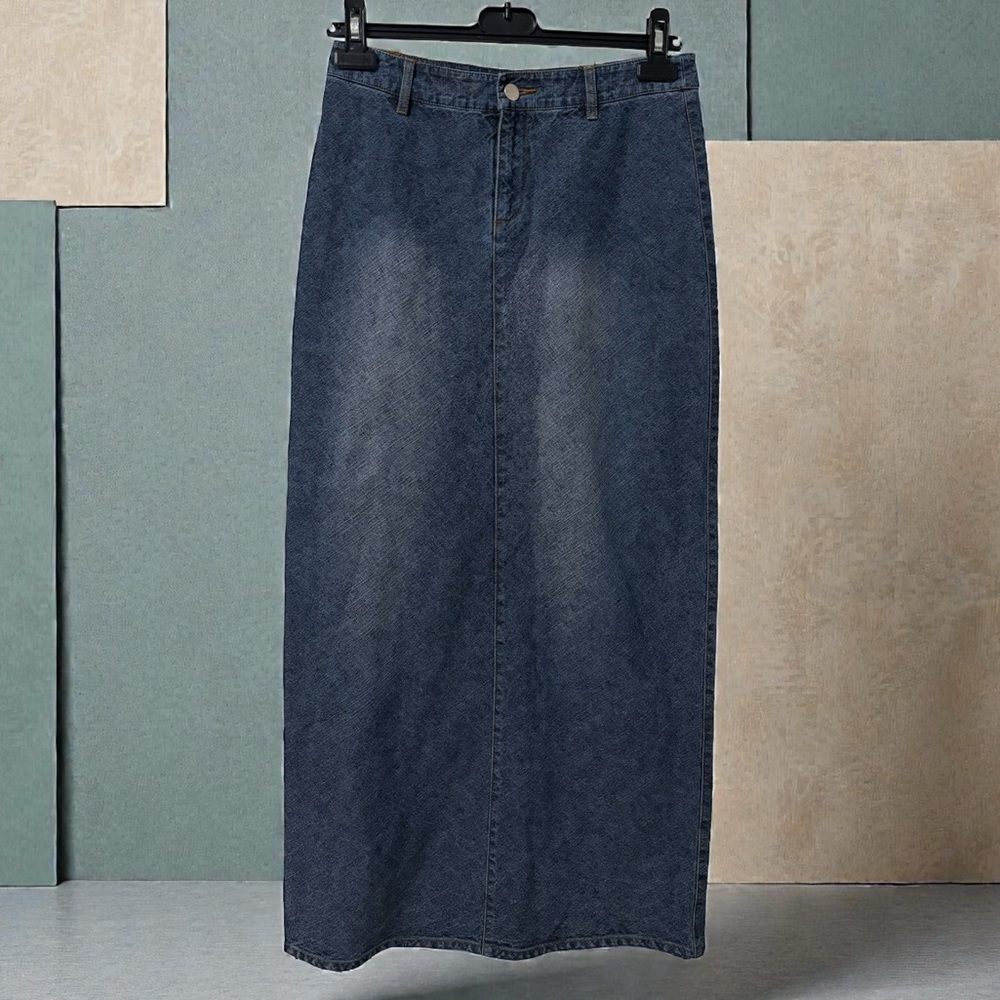 VINTAGE (4) Denim Maxi Skirt Smart Set Back Slit  Slim Fitting
